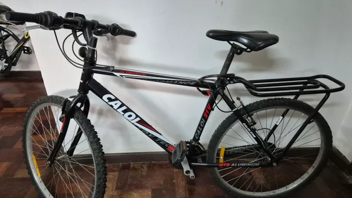 BICICLETA USADA EM BOM ESTADO
