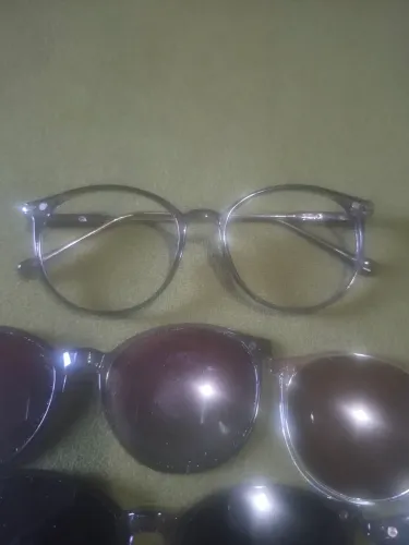Oculos mais armações magnéticas coloridas