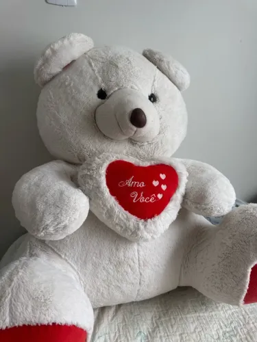 Urso grande de Pelúcia