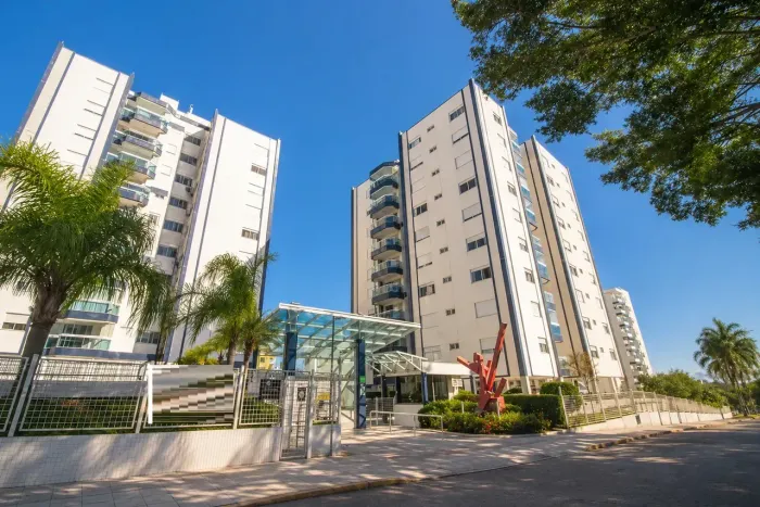 Imóvel para aluguel com 115 metros quadrados com 4 quartos em Itacorubi - Florianópolis -