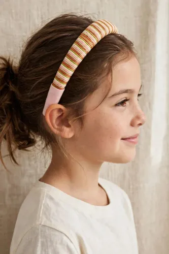 Tiara infantil Zara feira a mão na índia