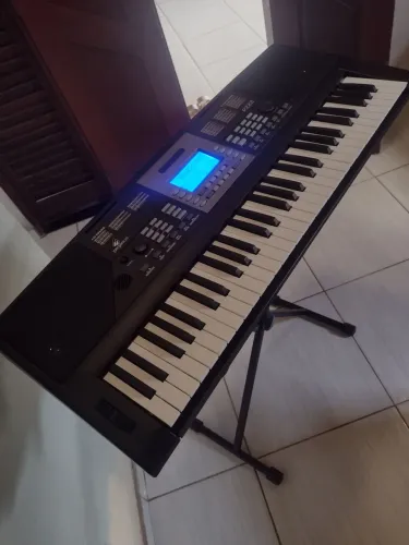 TECLADO MUSICAL PEGASUS P222