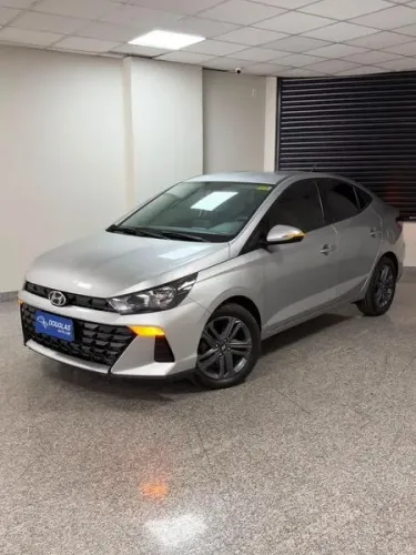 Hyundai HB20S Com. Plus Tech 1.0 TB Flex 12V AUT 2025