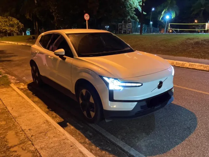 Volvo EX30 E60 Core (elétrico) 2024