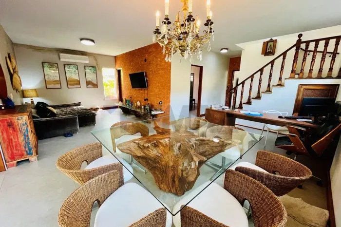 Casa a Venda no Guaiuba - Guarujá