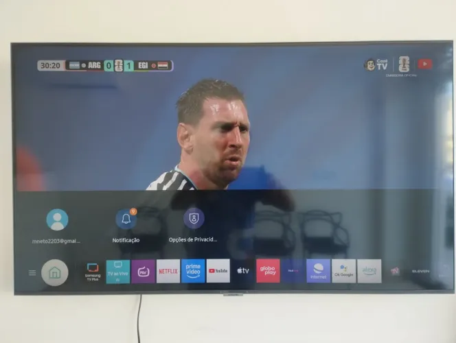 SMART TV Samsung 43 modelo novo .