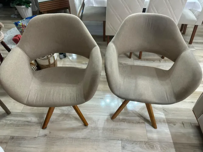 Poltronas decorativas giratórias