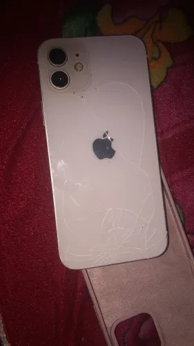 iPhone 12 para retirada de peças 