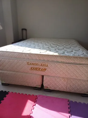 Cama box com colchão