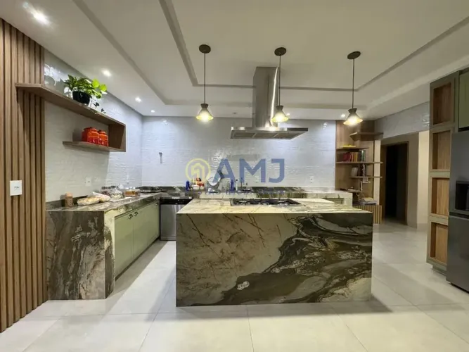 Excelente Casa a Venda na Vila Isaura!