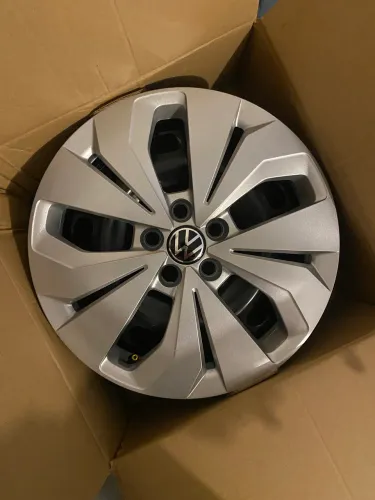 Roda VW aro 16 original com calota