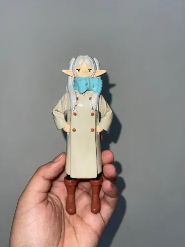 action figure/boneco de ação FRIEREN
