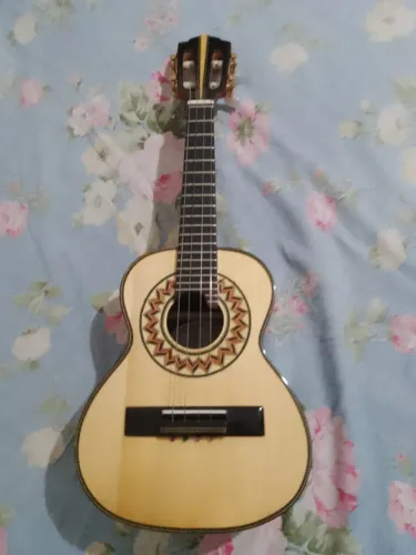 Cavaquinho de Imbúia Lucenir Lutier