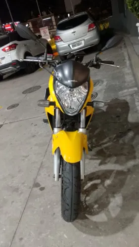 Honda CB300 2012 Revisada