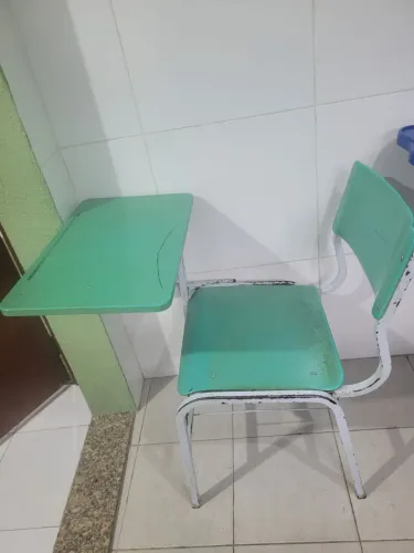 Cadeiras escolares 