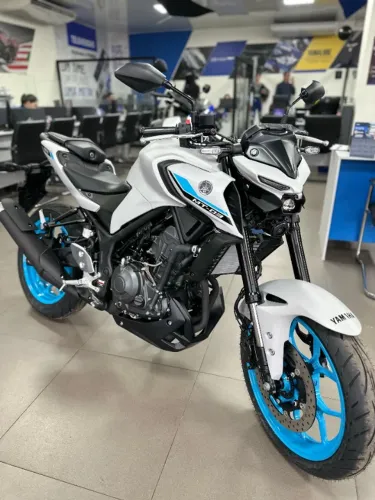 MT-03 ABS CONNECTED - A MOTO MASTER OF TORQUE