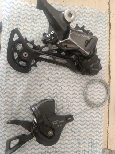 Câmbio com passador deore. 12v