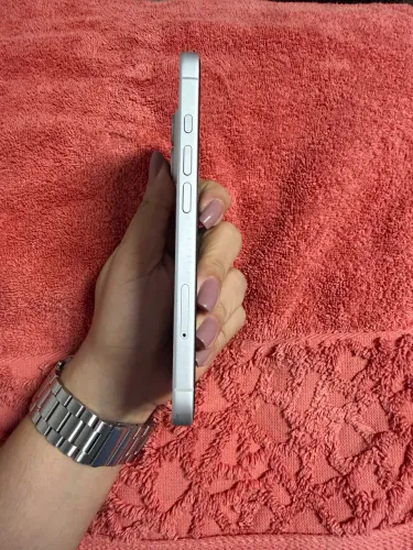 iPhone 16 128 gb 