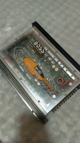 ? VENDO MÓDULO BOSS 1600 WRMS ?