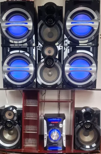 Mini System Panasonic 1660W RMS USB MP3 CD SF/SB-AKX105PHK