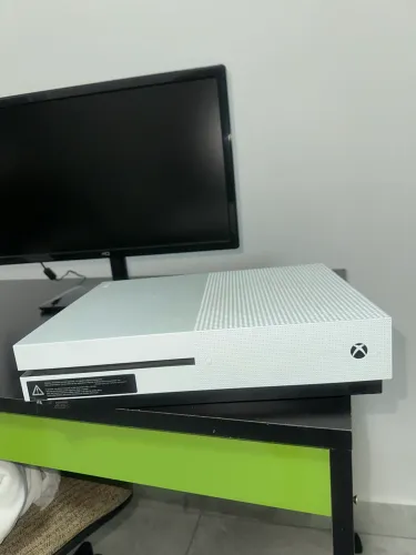 xbox one S 1TB