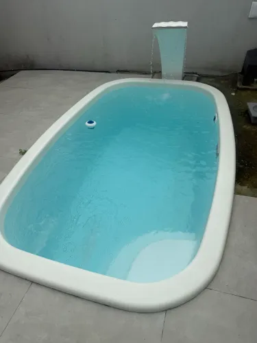 Piscina splash semi nova 