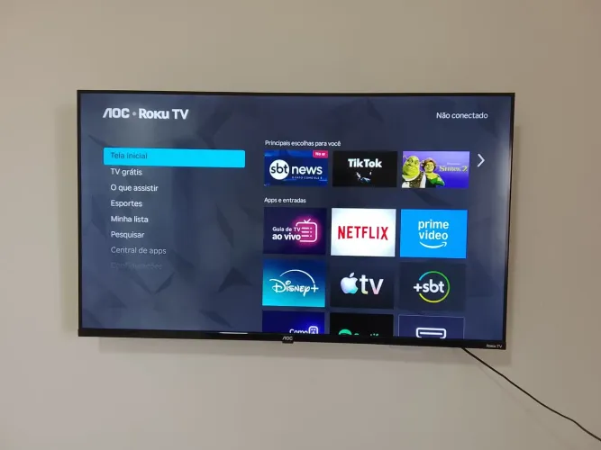 Vendo TV Smart AOC 43 polegadas, usada por menos de 6 meses.