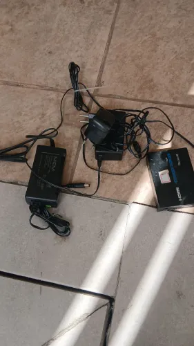 Cameras diversas fontes, controles monitores