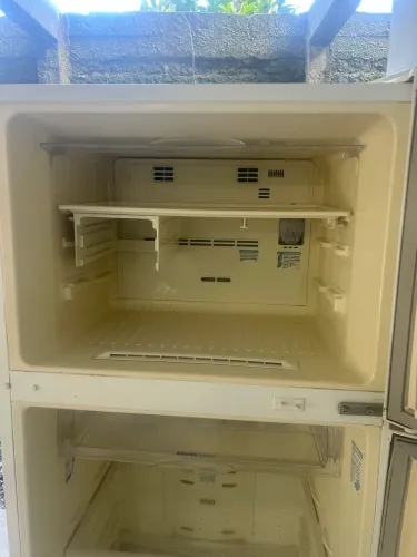 Geladeira Electrolux 382L 