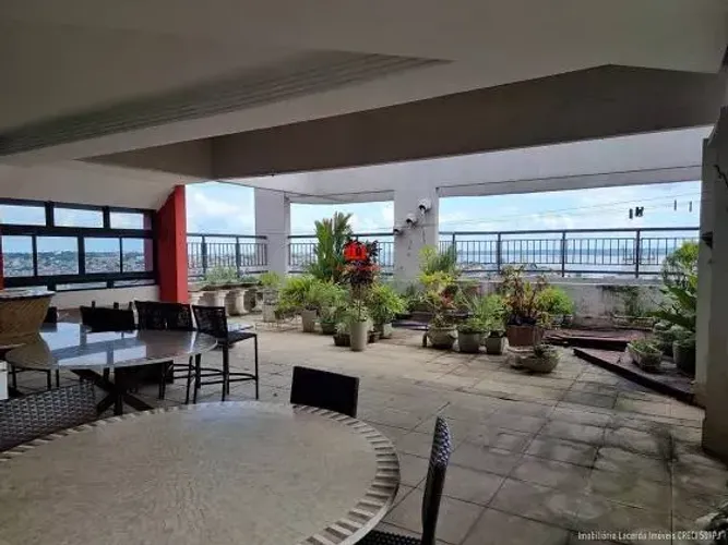 Cobertura no Edifício Walderez Simões 4 Suites 500m²