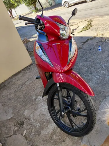 Honda Biz 125 EX.