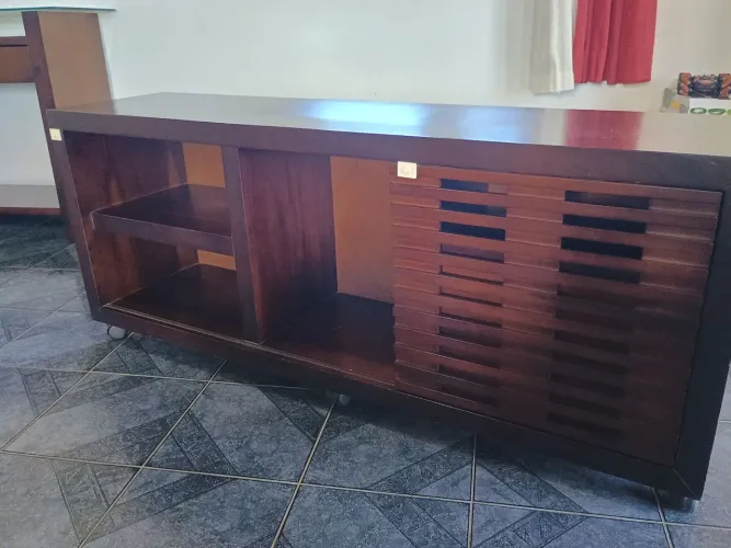 Rack de madeira