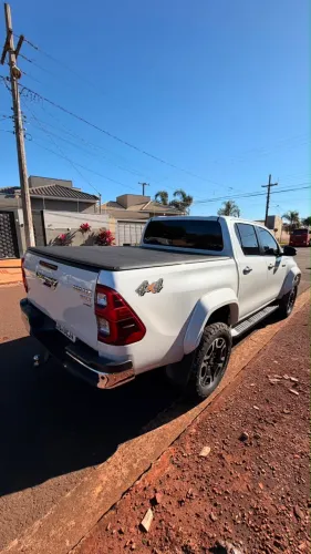 Toyota Hilux CD SRX Plus 4X4 2.8 TDI Die. Aut. 2024