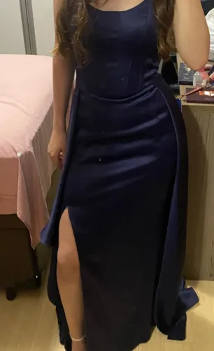 Vestido azul marinho de festa