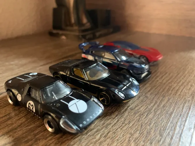 Vendo carrinhos hotwheels(incluindo blister)