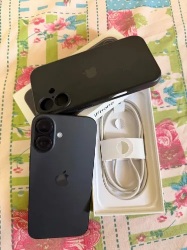 iPhone 16 - 128gb Preto