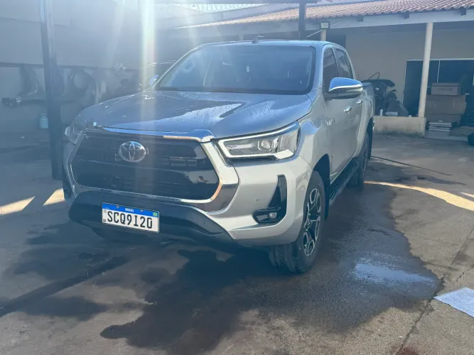 Toyota Hilux CD SRV 4X4 2.8 TDI Diesel Aut. 2022