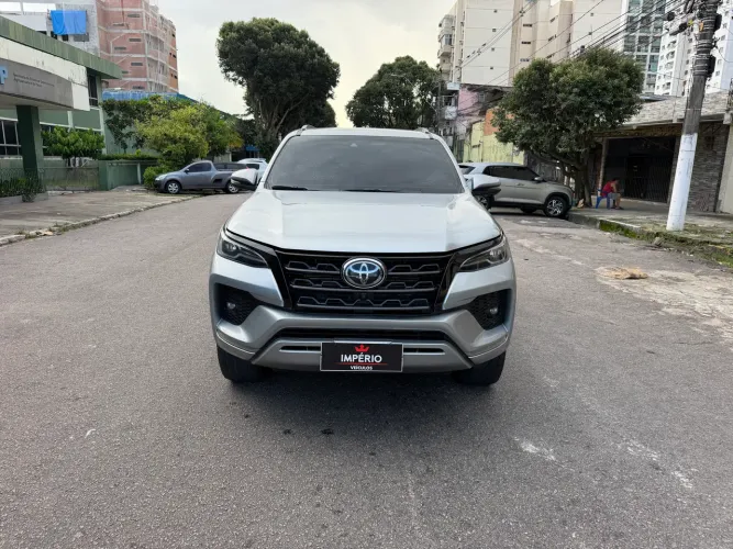 Toyota Hilux SW4 SRX 4X4 2.8 TDI 16V Dies. Aut. 2022