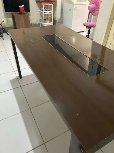 Mesa de jantar de 6 cadeiras 