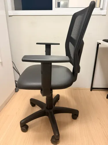 Cadeira de Escritório Novíssima - Eroflex