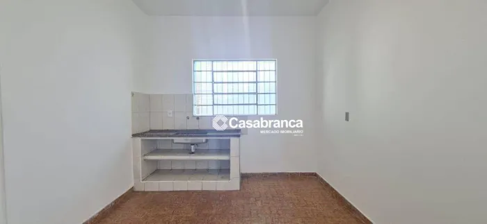 Casa com 01 quarto para alugar no Jardim América em Sorocaba/SP.
