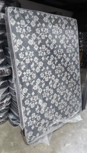 Colchao d20 casal novo...