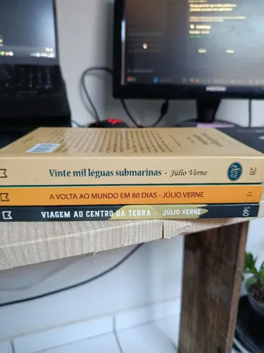 KIT CLÁSSICOS DE Júlio Verne - 3 LIVROS ?<br>