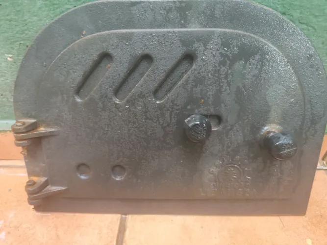 Tampa para forno a lenha