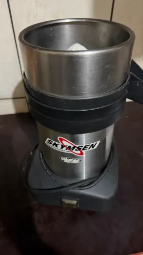 ESPREMEDOR DE LARANJA