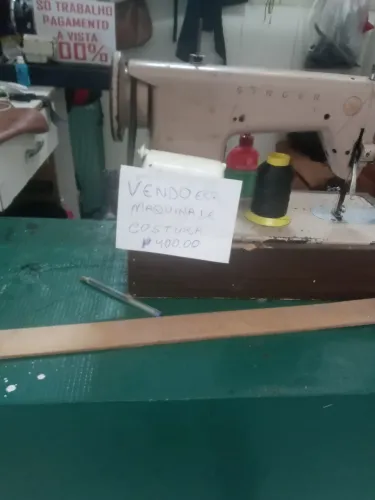 Maquina de costura singer