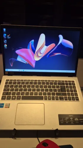Notebook Acer Aspire Go Intel Core i5 8GB RAM 256GB SSD 15,6" Full HD Windows 11 