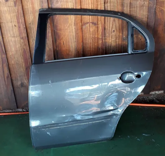 Porta traseira esquerda gol g5, g6, g7