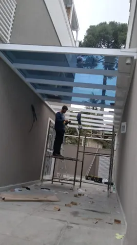Limpeza e vedação de cobertura de vidro 