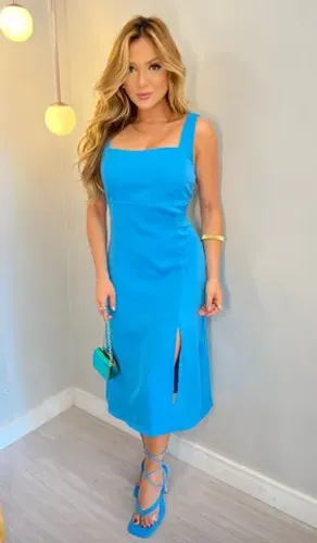 Vestido midi em alfaiataria